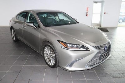 2021 Lexus ES 300h Luxury