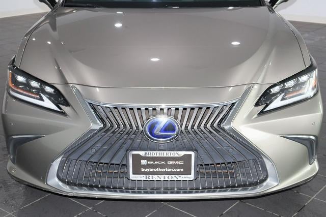 2021 Lexus ES 300h Luxury