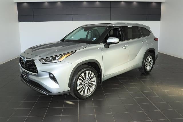 2024 Toyota Highlander Hybrid Platinum