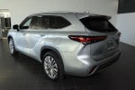 2024 Toyota Highlander Hybrid Platinum