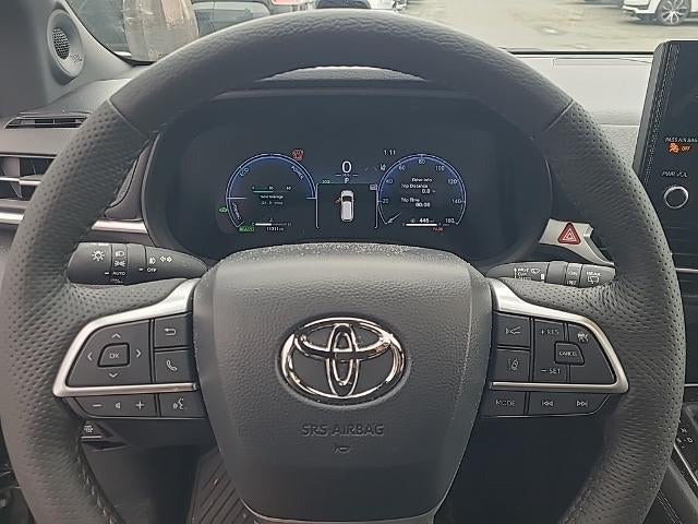 2025 Toyota Sienna Platinum