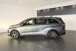2025 Toyota Sienna Platinum
