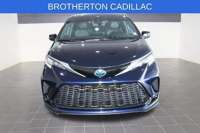 2022 Toyota Sienna XSE