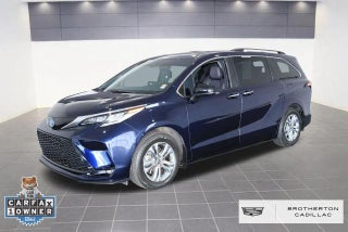 2022 Toyota Sienna XSE