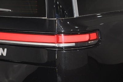 2024 Rivian R1S Adventure