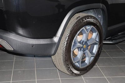 2024 Rivian R1S Adventure