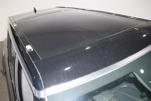 2024 Rivian R1S Adventure