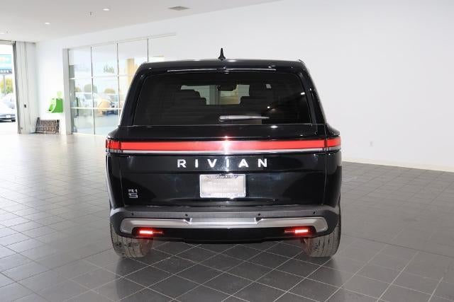 2024 Rivian R1S Adventure