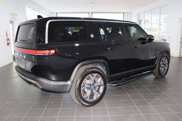 2024 Rivian R1S Adventure