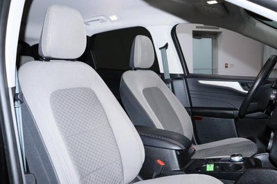 2022 Ford Escape SE Hybrid