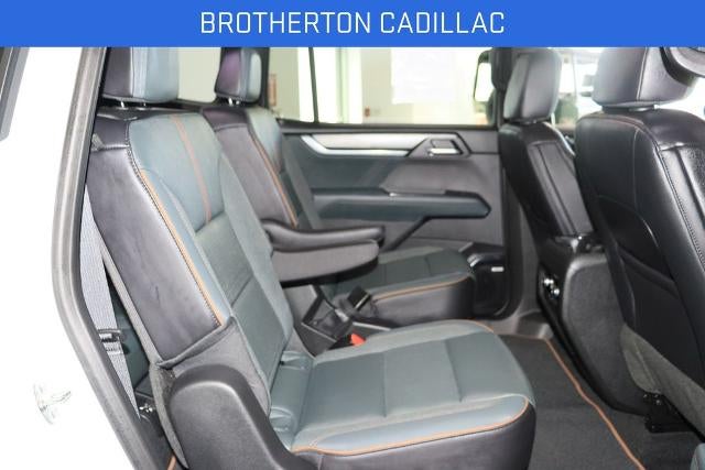 2025 GMC Acadia AWD AT4