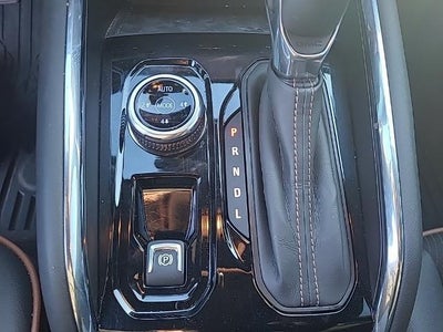 2025 GMC Canyon 4WD AT4