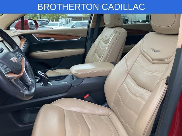 2019 Cadillac XT5 Platinum