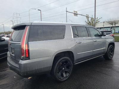 2019 Cadillac Escalade ESV Premium Luxury