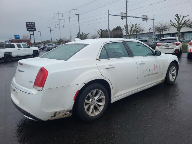2015 Chrysler 300 Limited