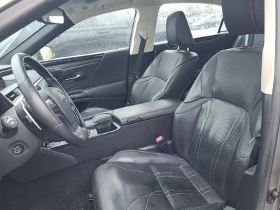 2021 Lexus ES 300h Luxury