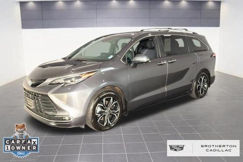2025 Toyota Sienna Platinum