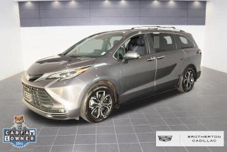 2025 Toyota Sienna Platinum