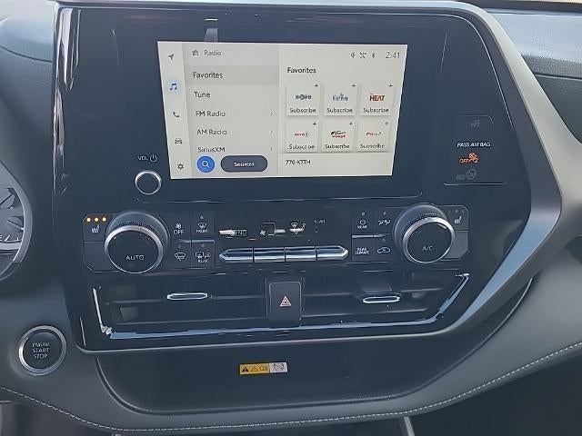 2024 Toyota Highlander XLE