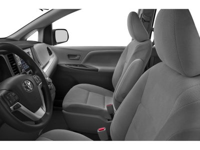 2020 Toyota Sienna XLE Auto Access Seat