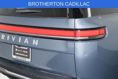 2023 Rivian R1S Adventure