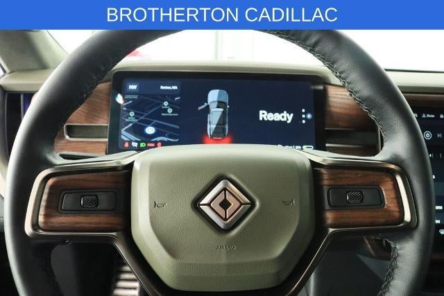 2023 Rivian R1S Adventure