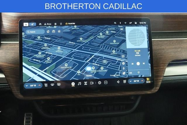 2023 Rivian R1S Adventure