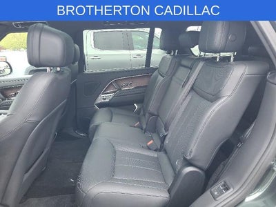 2025 Land Rover Range Rover SE