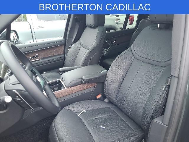 2025 Land Rover Range Rover SE