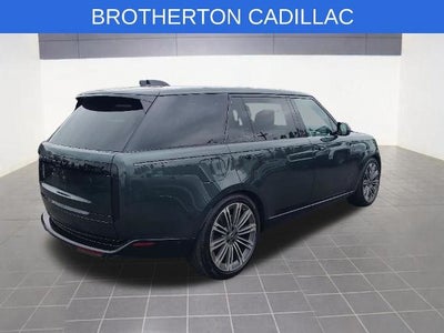 2025 Land Rover Range Rover SE